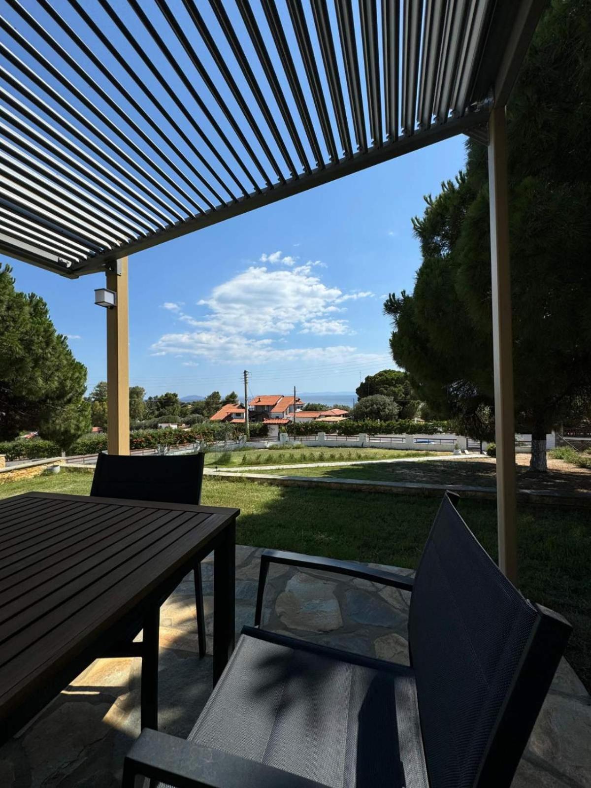 Villa Stadi Nikiti  Luaran gambar